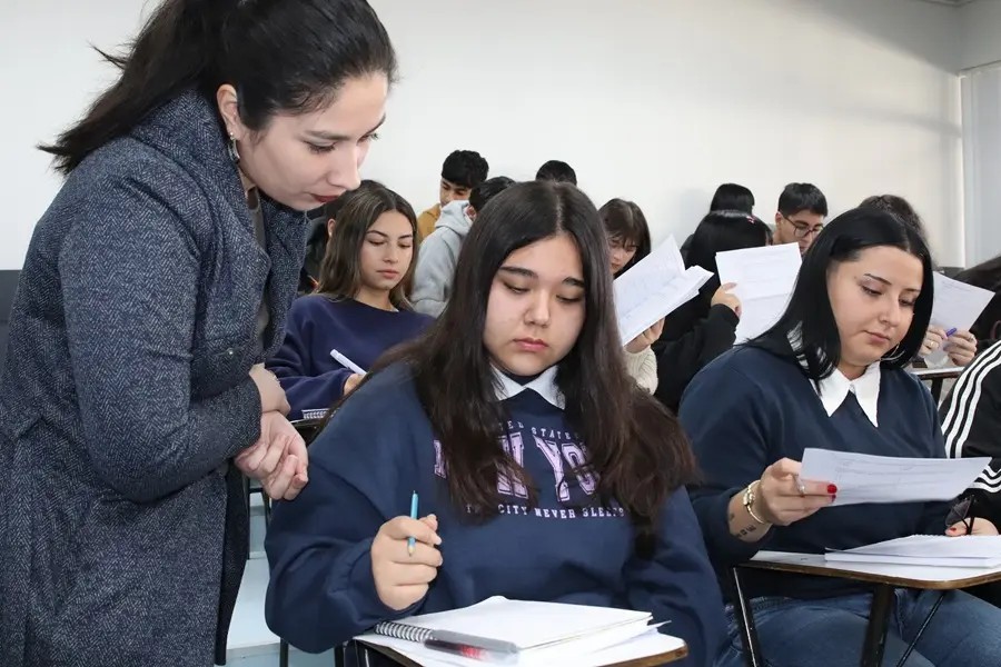 Propedéutico de Matemática UFRO abre convocatoria 2026 para estudiantes de 3° y 4° medio y egresados